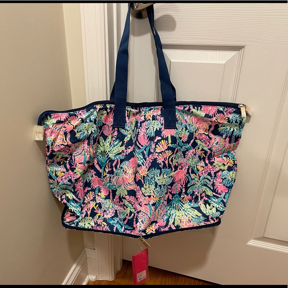 Lily Pulitzer packable getaway tote bag NWT